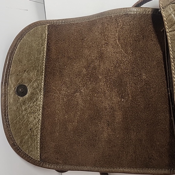 Vintage Distressed Olive Green Leather Unisex Crossbody Messenger SaddleBag - Picture 5 of 10